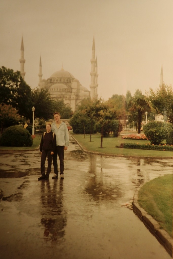 Vor der Blauen Moschee 1995